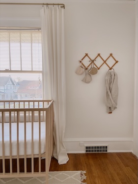 Curated gift collection for new mothers featuring practical baby shower presents and thoughtful postpartum gifts